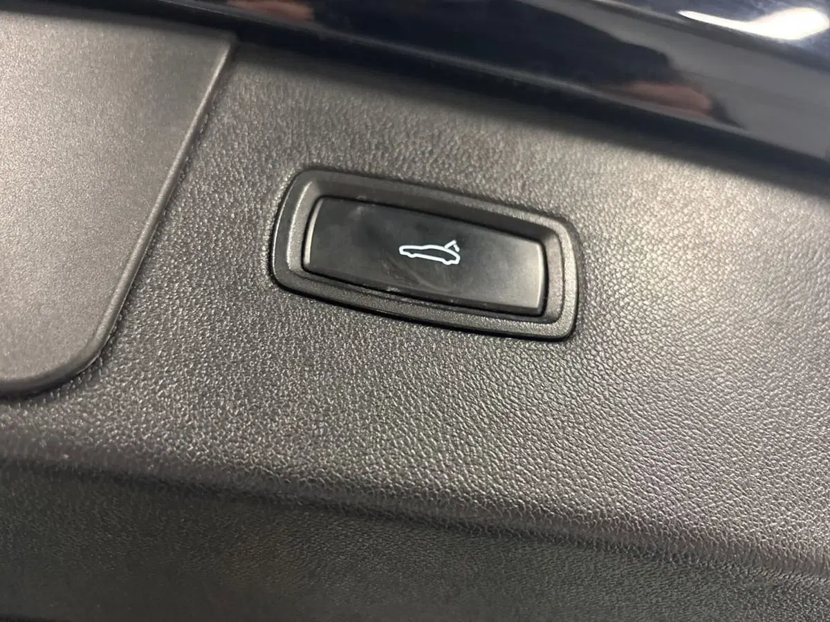 Porsche Cayenne usata a Prato (16)