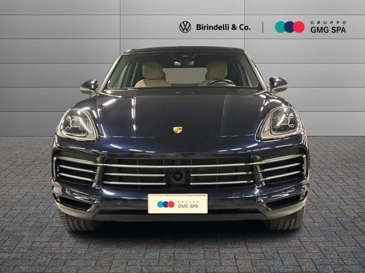 Porsche Cayenne usata a Prato (2)