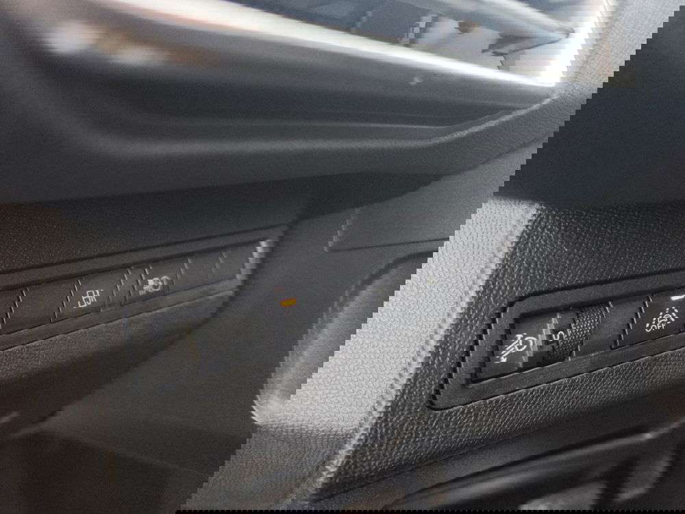 Peugeot 3008 usata a Frosinone (13)