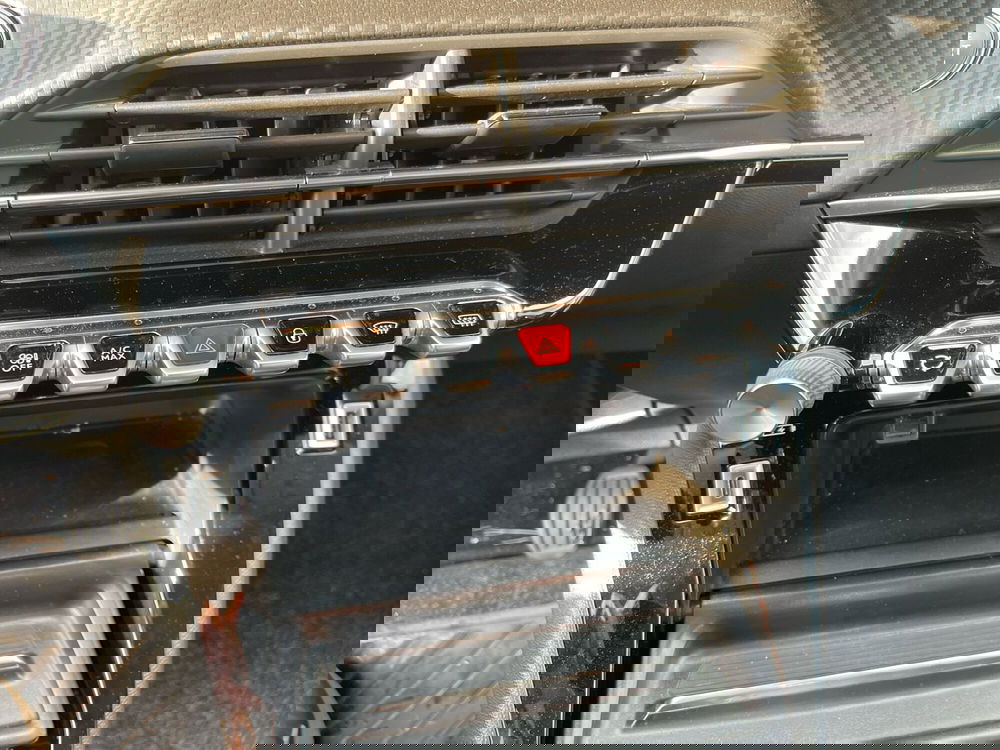 Peugeot 2008 usata a Frosinone (13)