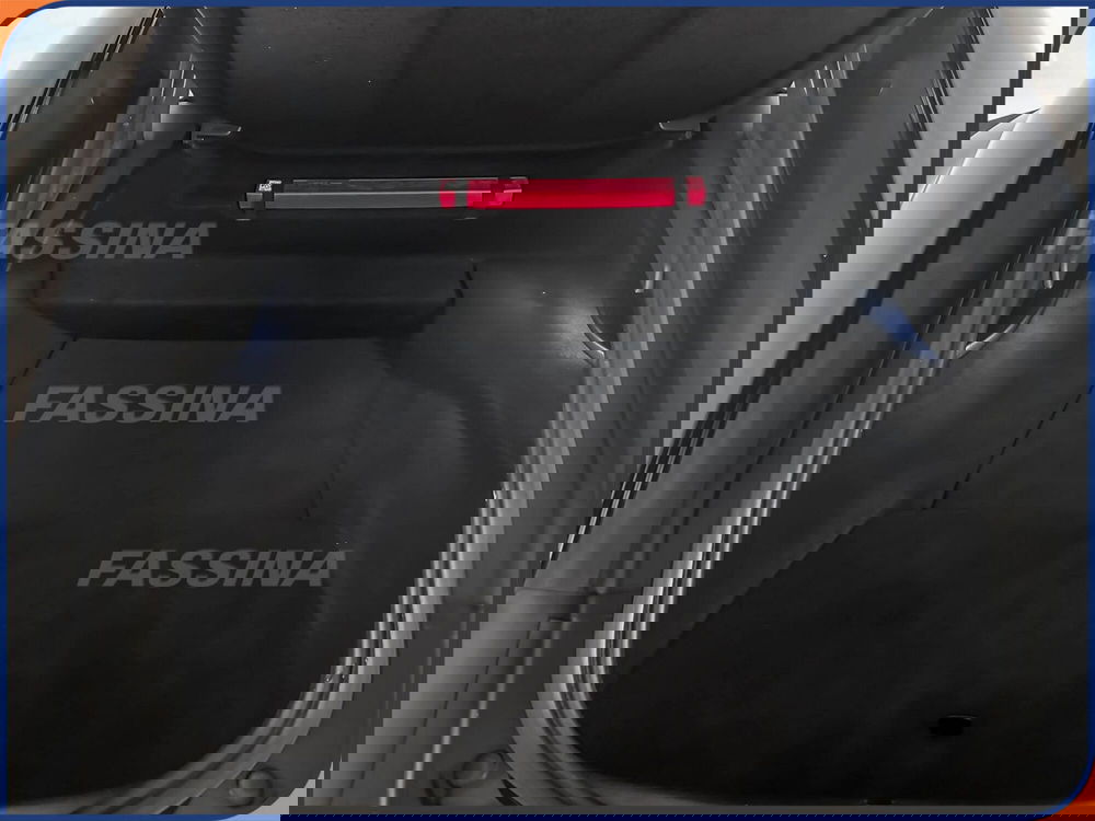 Jaguar F-Type Coupé usata a Milano (10)