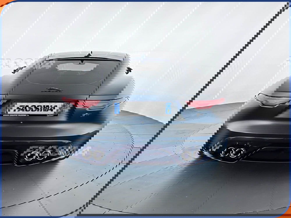 Jaguar F-Type Coupé usata a Milano (5)