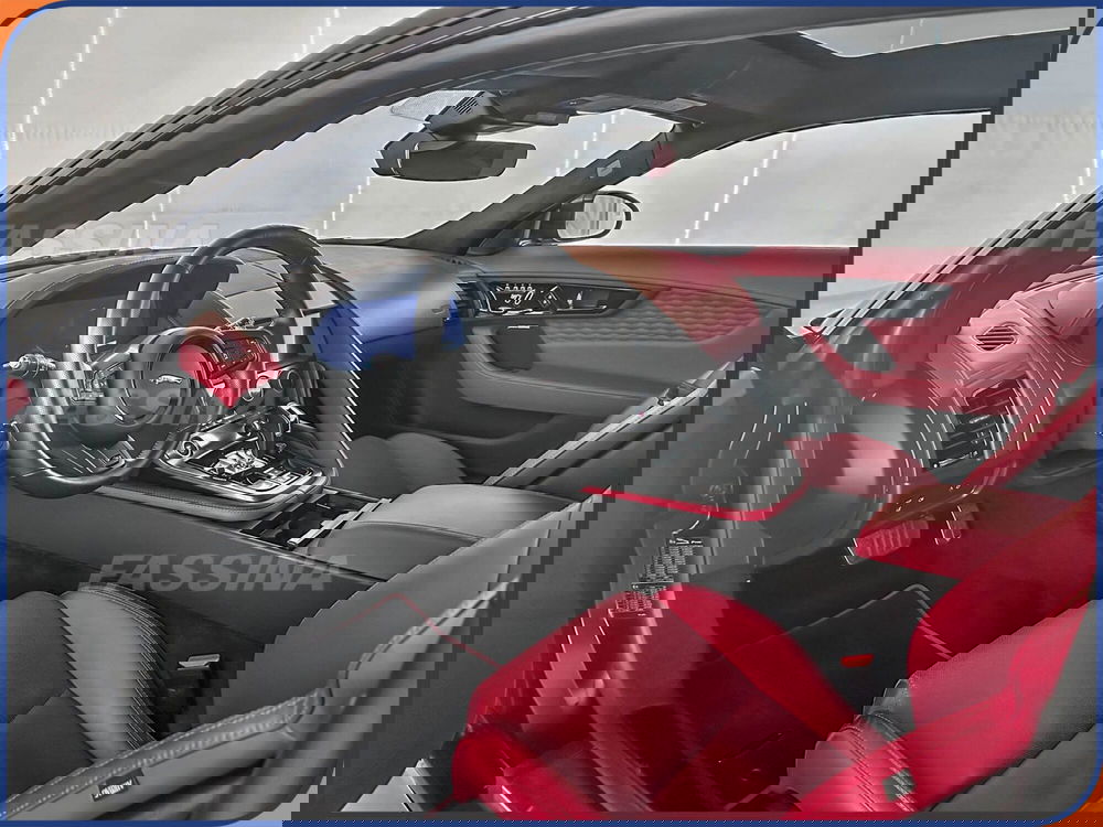 Jaguar F-Type Coupé usata a Milano (9)