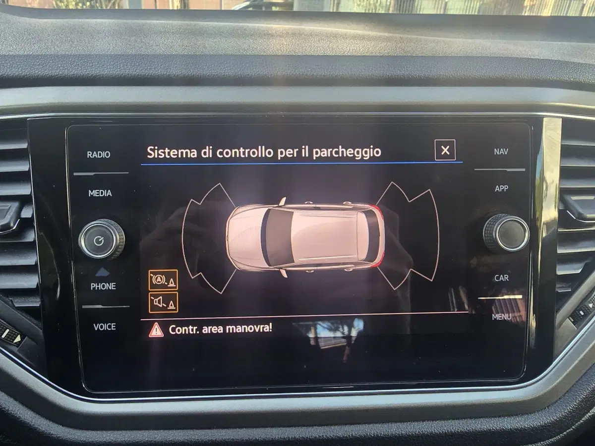 Volkswagen T-Roc usata a Massa-Carrara (10)