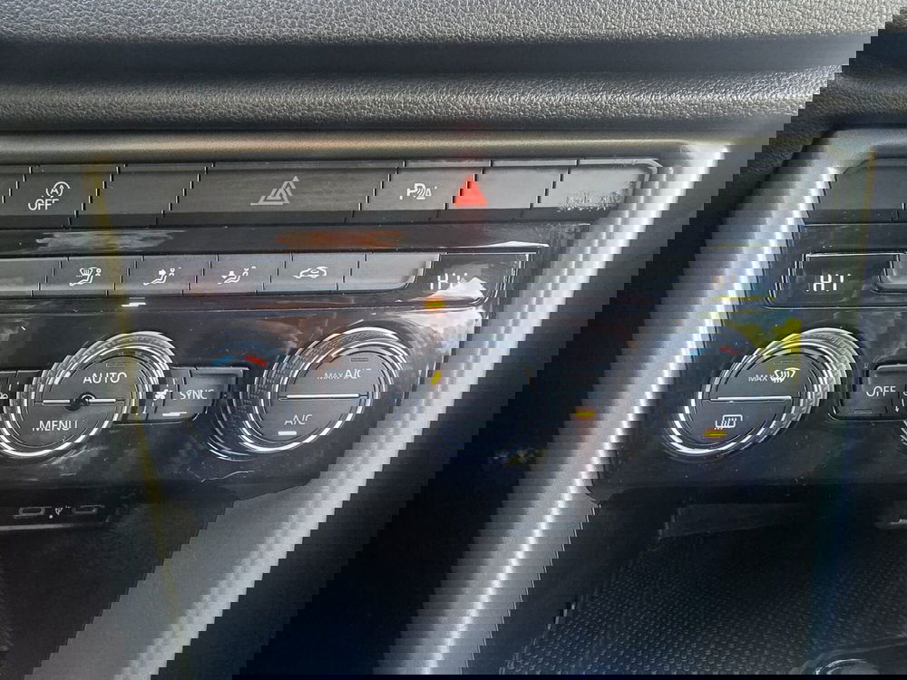 Volkswagen T-Roc usata a Massa-Carrara (12)