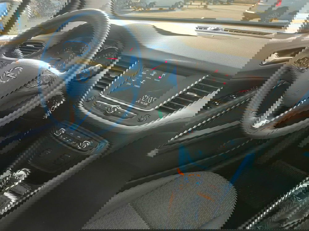 Opel Crossland X usata a Torino (20)