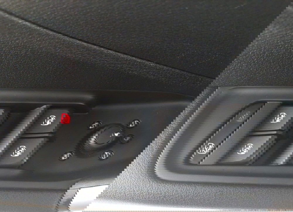 Audi Q2 usata a Bari (17)