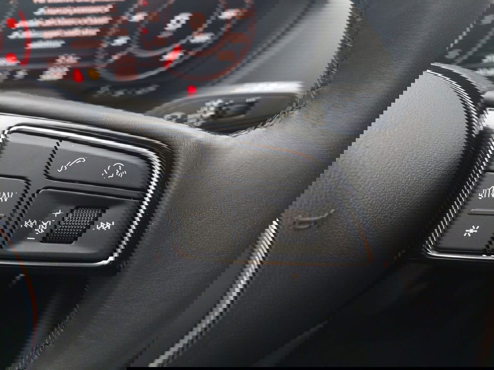 Audi Q2 usata a Bari (7)