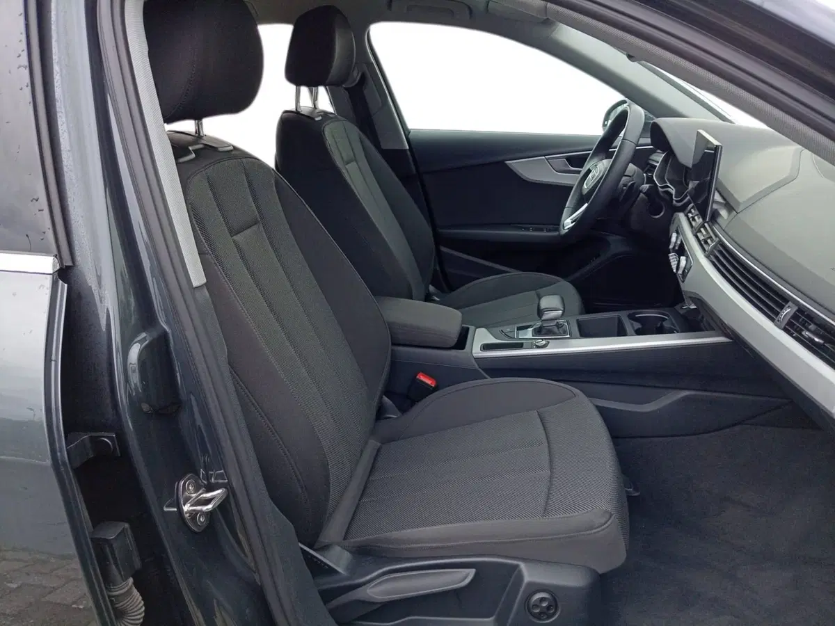 Audi A4 Avant usata a Bari (12)