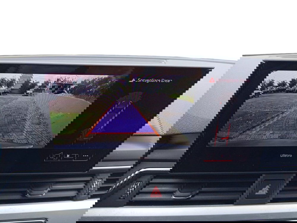 Audi A4 Avant usata a Bari (9)