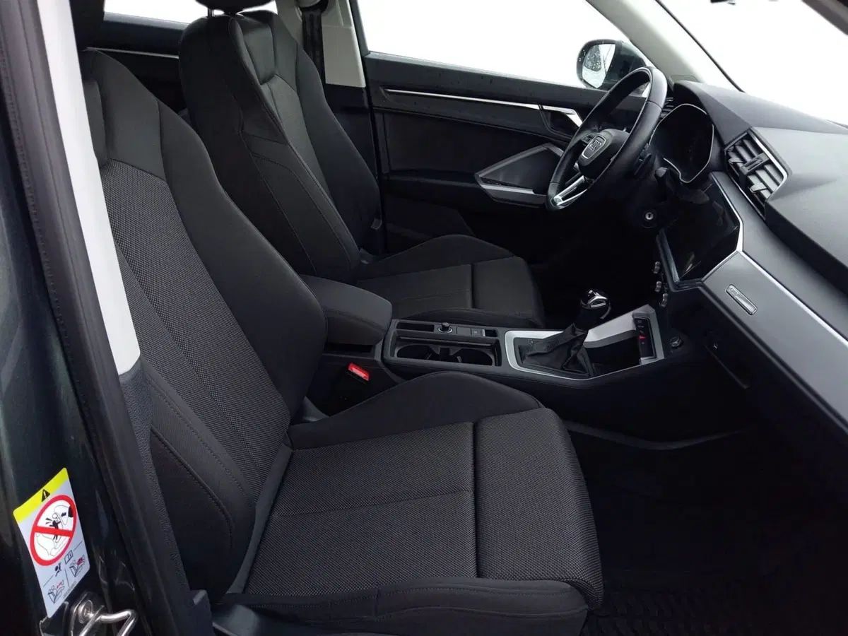 Audi Q3 usata a Bari (12)