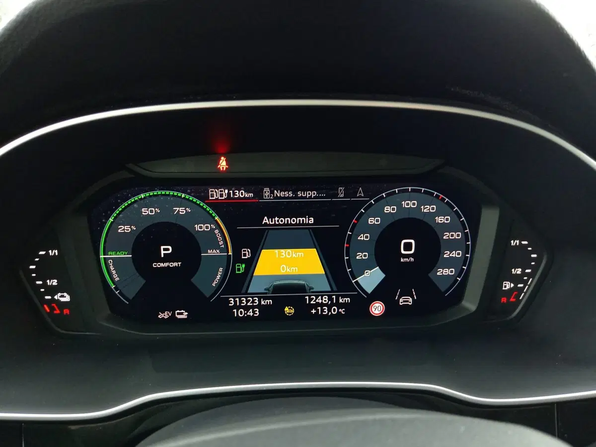 Audi Q3 usata a Bari (6)