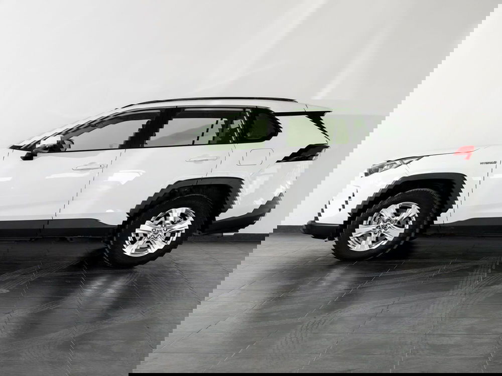 Toyota Rav4 usata a Barletta-Andria-Trani (3)