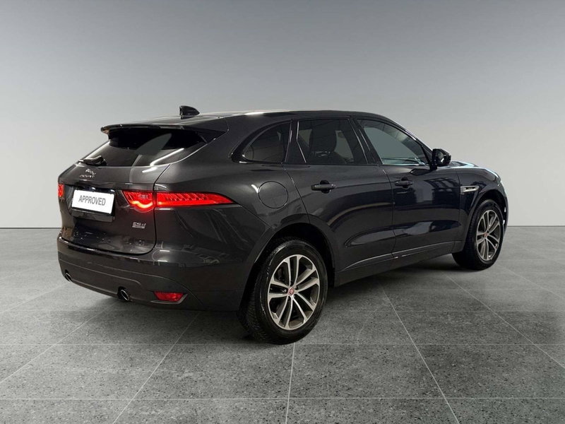 Jaguar F-Pace usata a Trento (10)