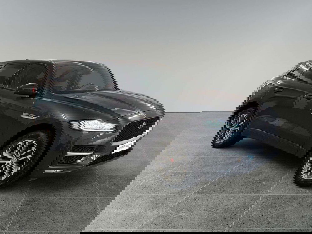 Jaguar F-Pace usata a Trento (8)