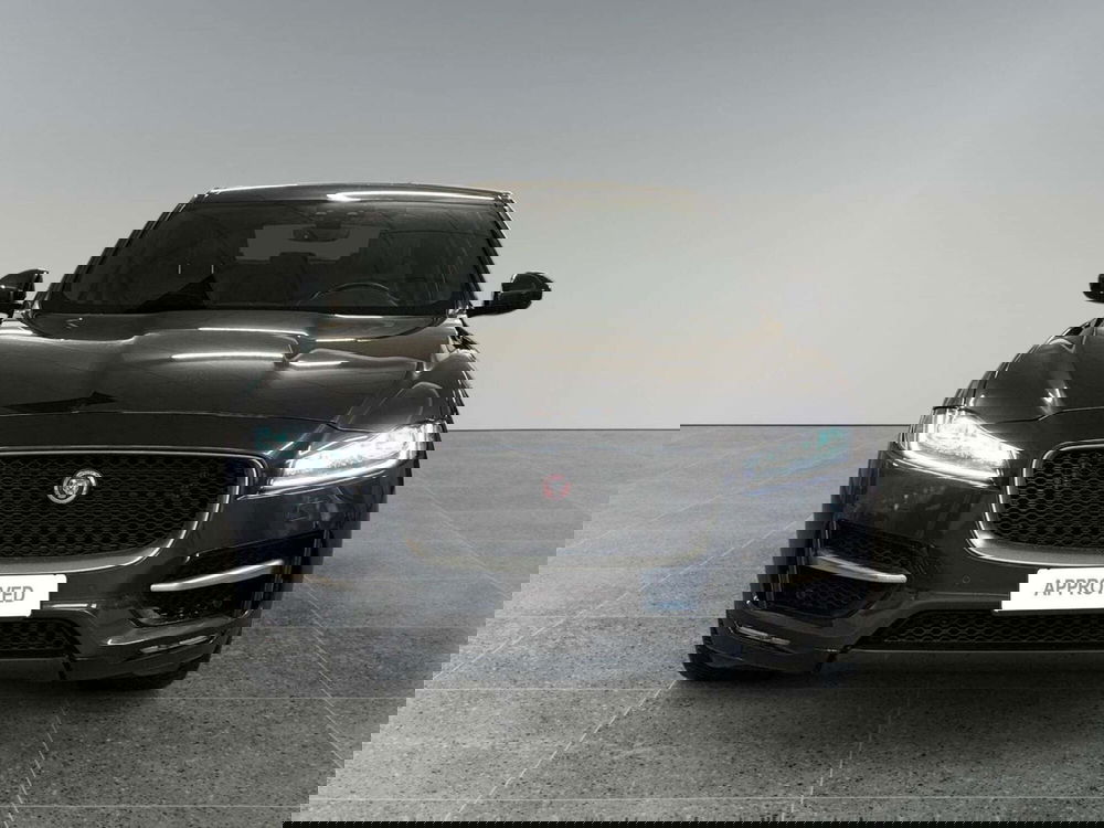 Jaguar F-Pace usata a Trento (9)