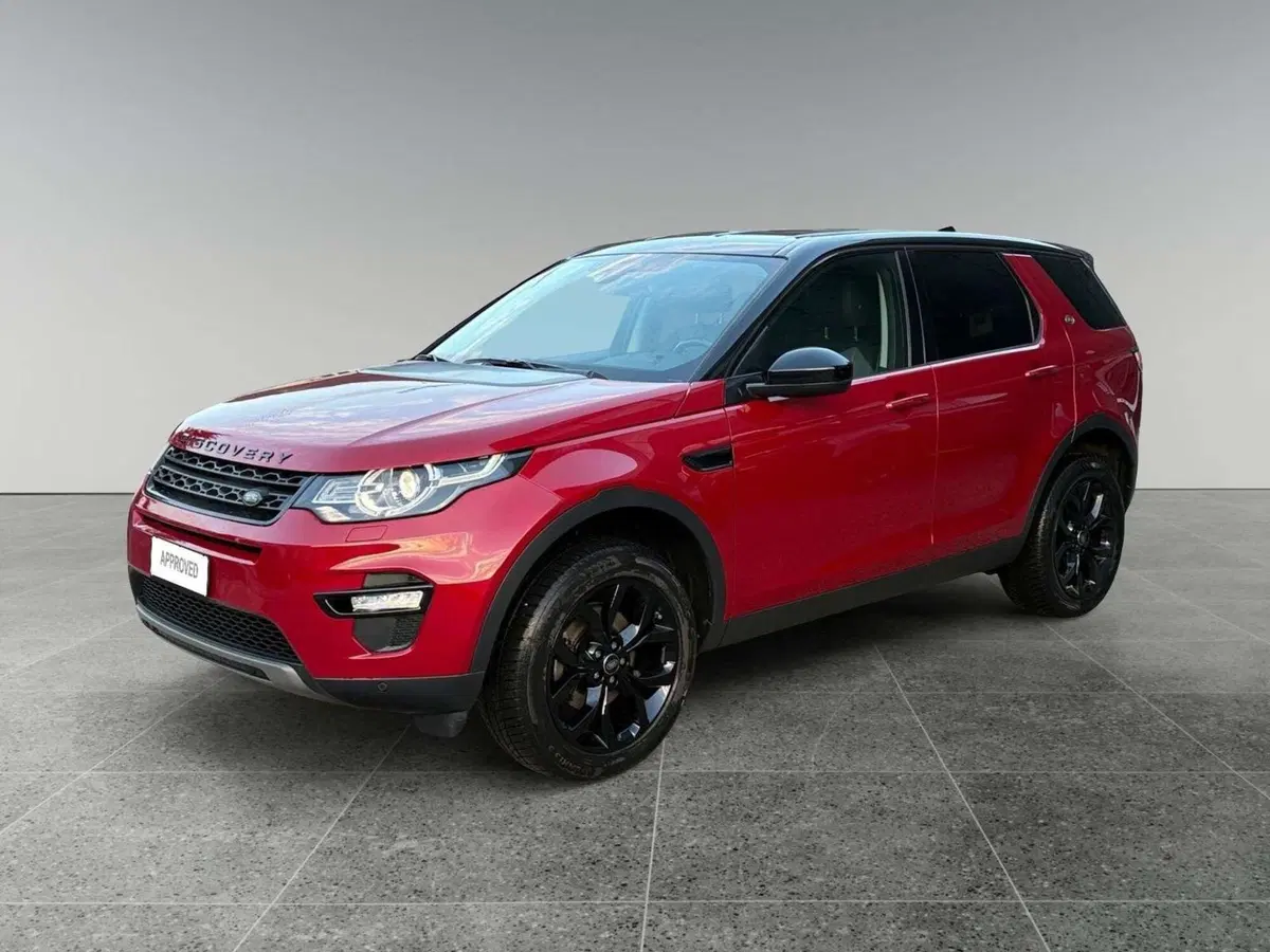 Land Rover Discovery Sport usata a Trento