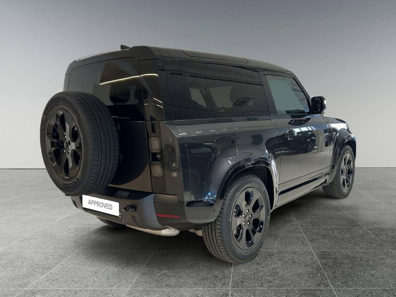 Land Rover Defender nuova a Trento (2)