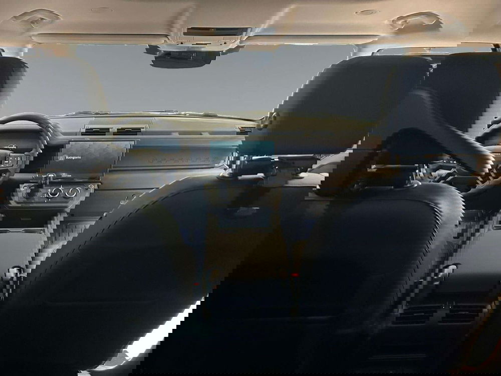 Land Rover Defender nuova a Trento (4)