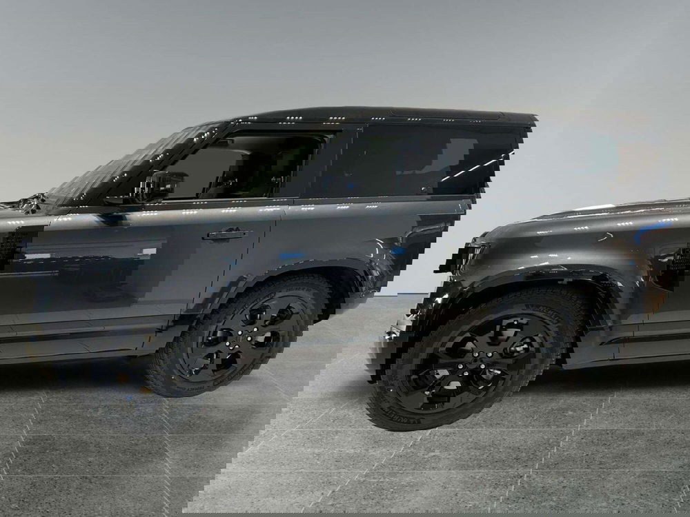 Land Rover Defender nuova a Trento (6)