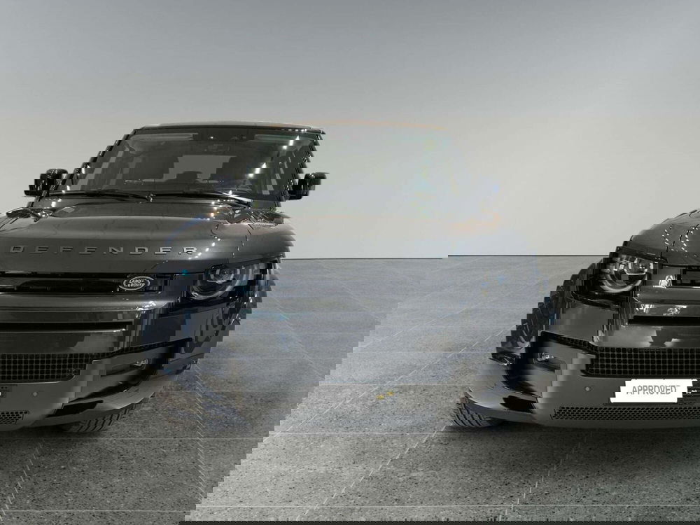 Land Rover Defender nuova a Trento (8)