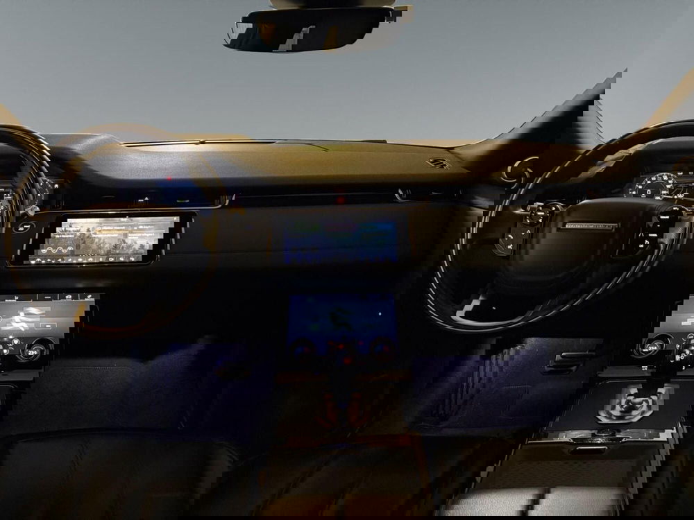 Land Rover Range Rover Evoque nuova a Trento (4)