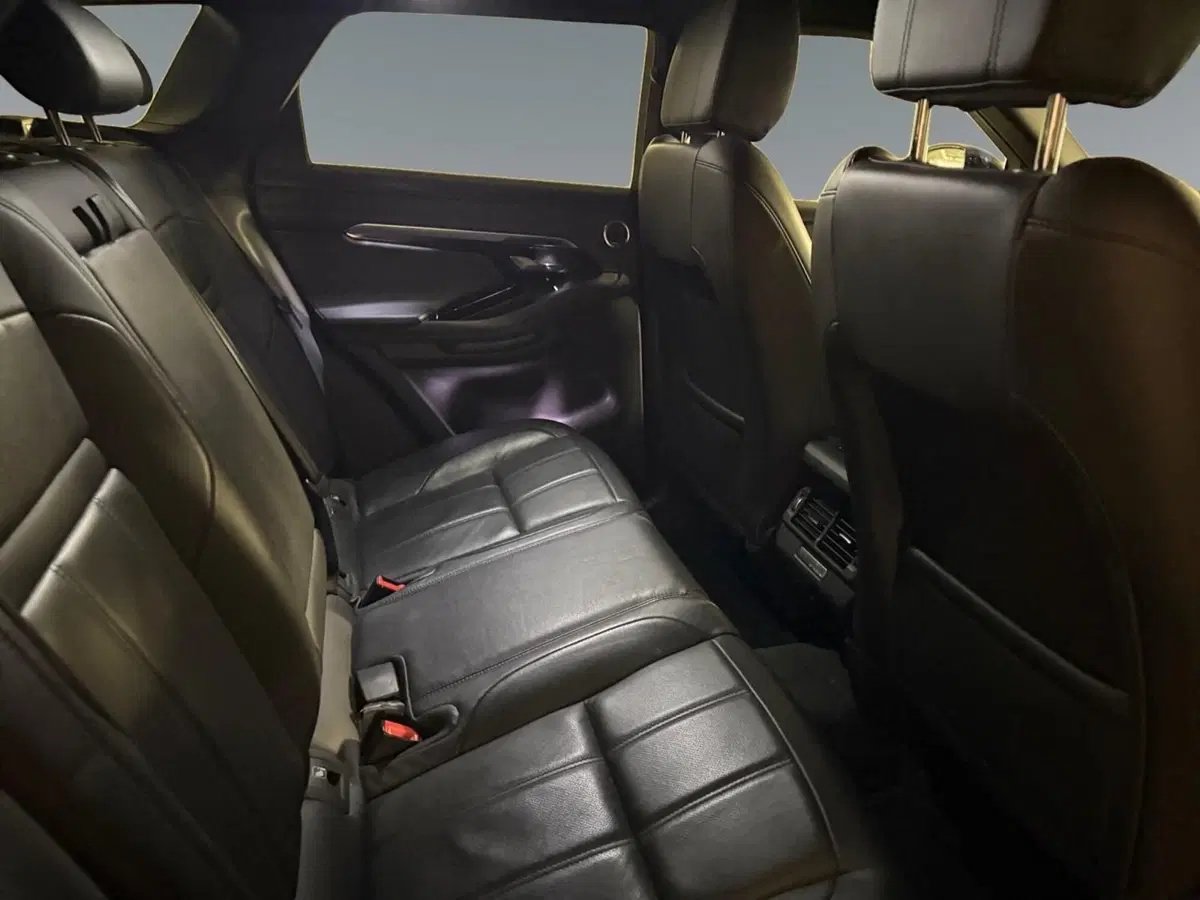 Land Rover Range Rover Evoque nuova a Trento (5)