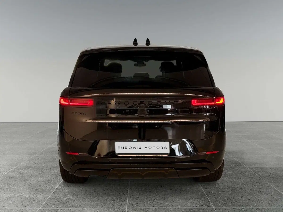 Land Rover Range Rover Sport nuova a Trento (7)