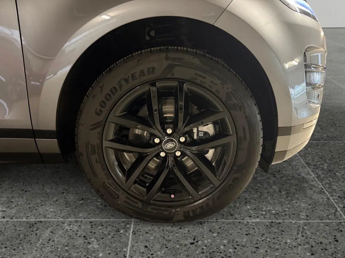 Land Rover Range Rover Evoque nuova a Trento (8)