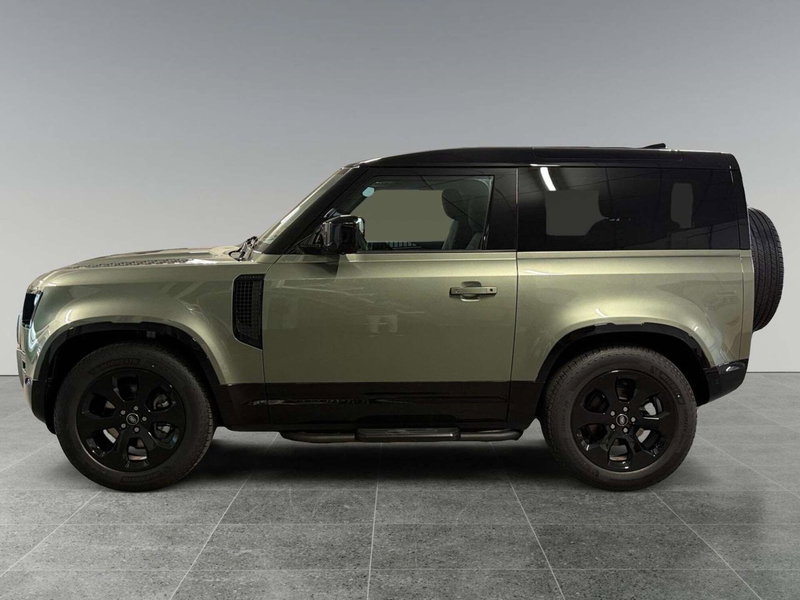 Land Rover Defender nuova a Trento (6)