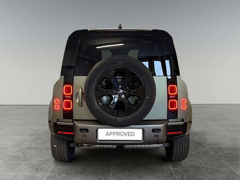Land Rover Defender nuova a Trento (7)