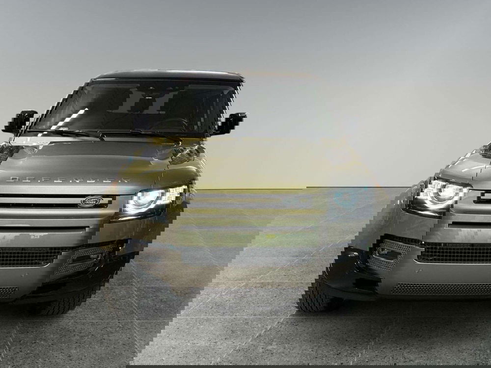 Land Rover Defender nuova a Trento (8)