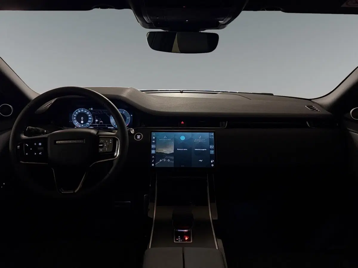 Land Rover Range Rover Evoque nuova a Trento (4)