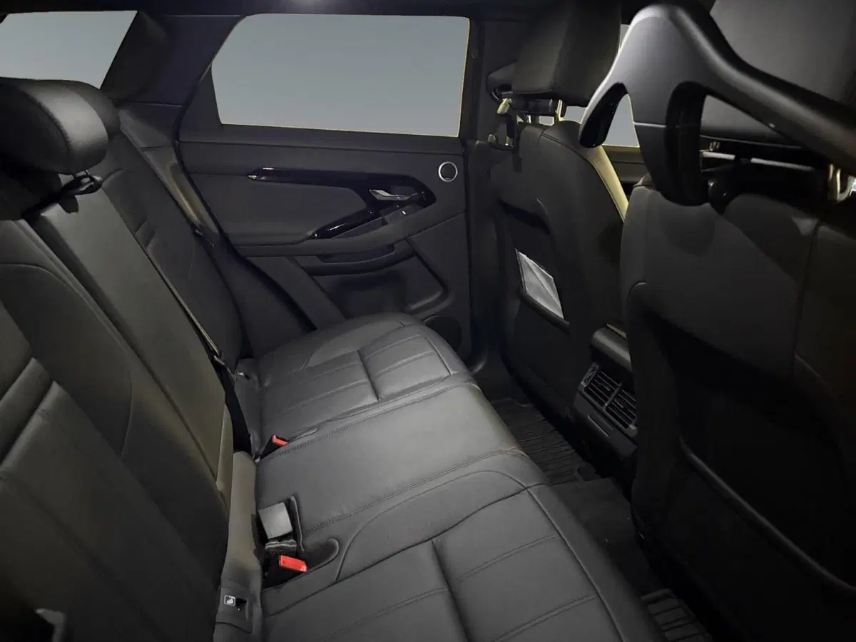 Land Rover Range Rover Evoque nuova a Trento (5)
