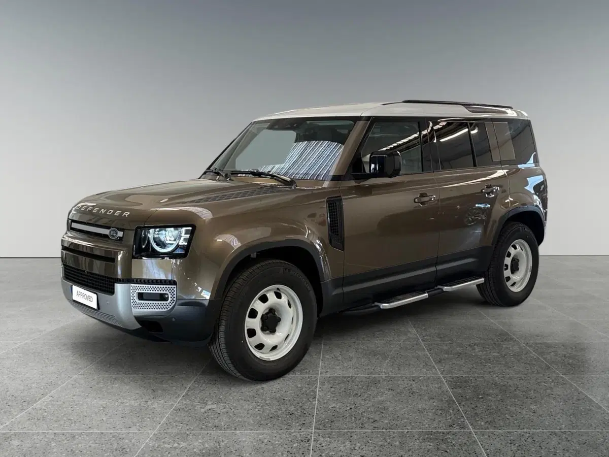 Land Rover Defender nuova a Trento