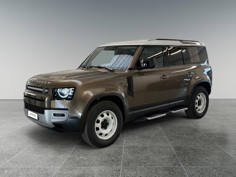 Land Rover Defender nuova a Trento