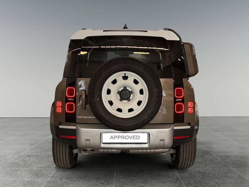 Land Rover Defender nuova a Trento (7)