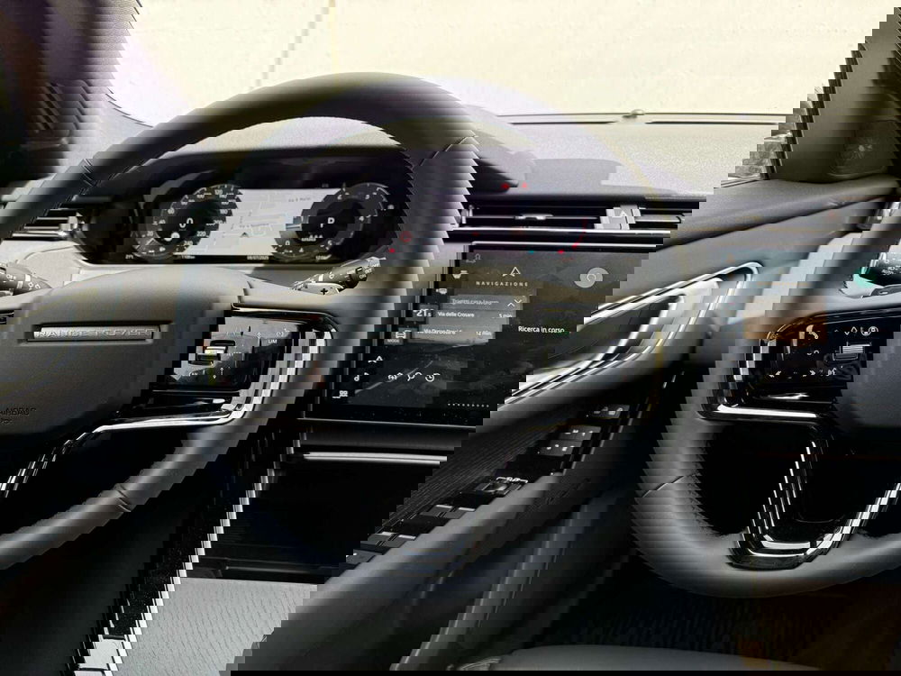 Land Rover Range Rover Velar nuova a Trento (3)