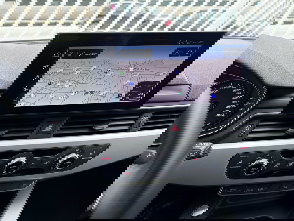 Audi A4 Avant usata a Ancona (16)
