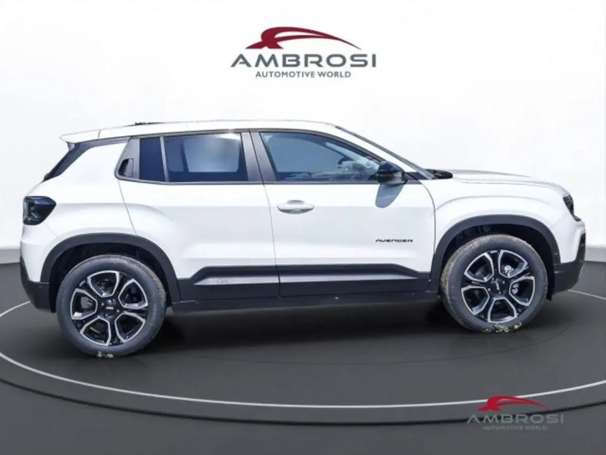 Jeep Avenger nuova a Perugia (5)