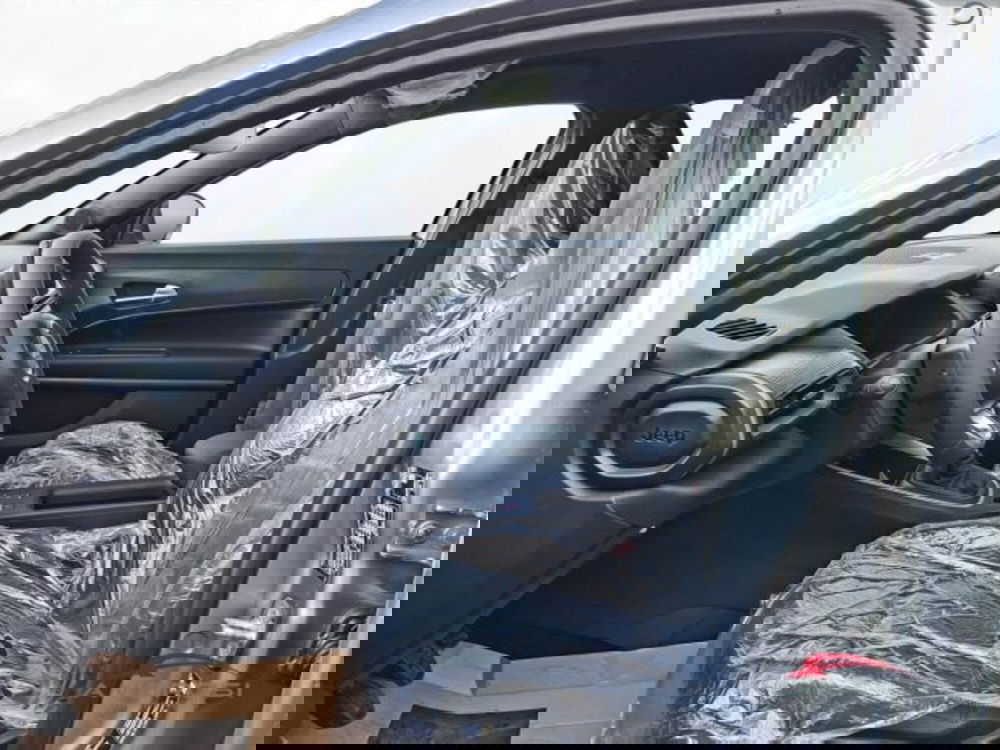 Jeep Avenger nuova a Perugia (10)