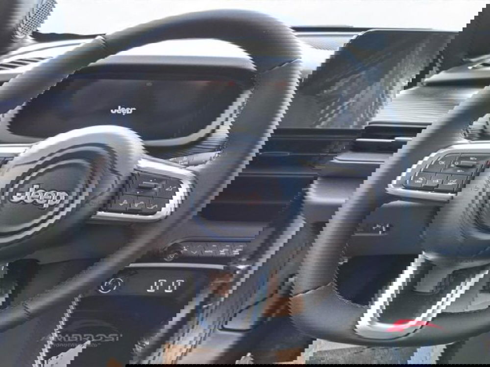 Jeep Avenger nuova a Perugia (14)