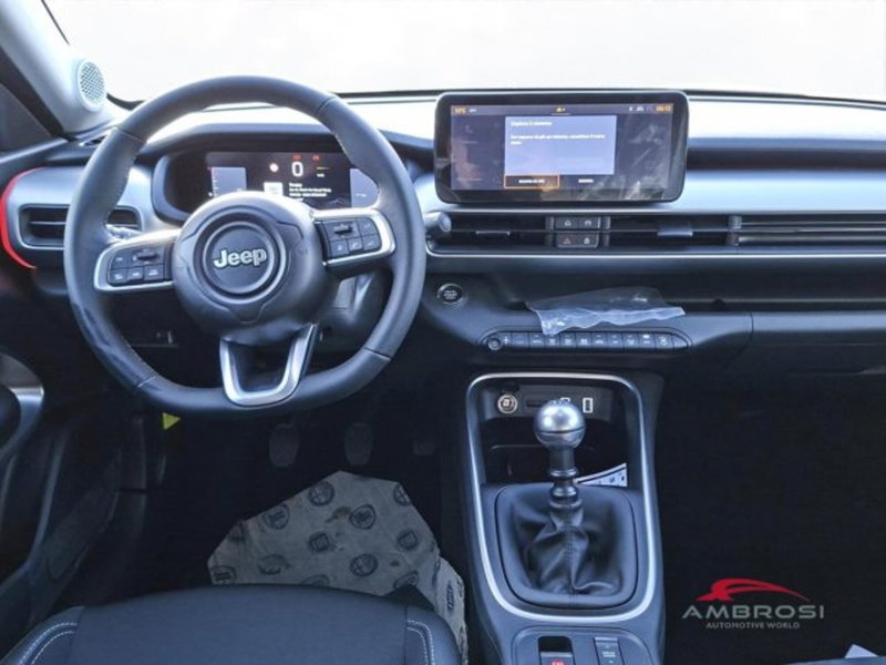 Jeep Avenger nuova a Perugia (15)