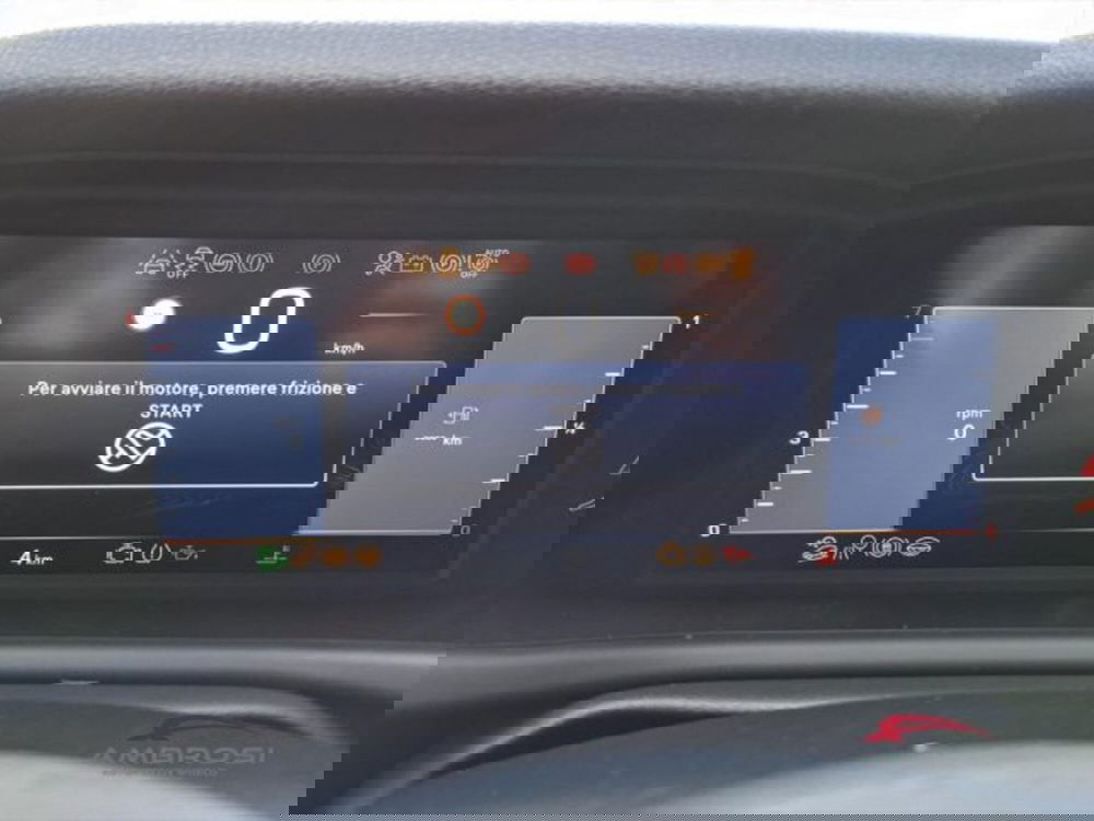 Jeep Avenger nuova a Perugia (13)