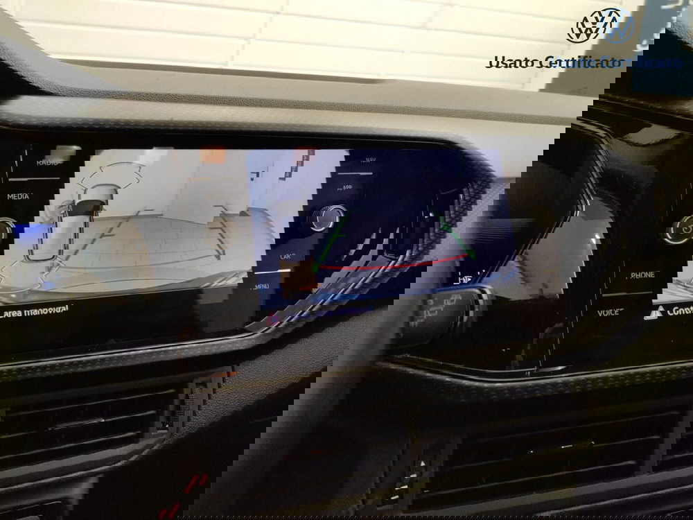 Volkswagen T-Cross usata a Varese (12)