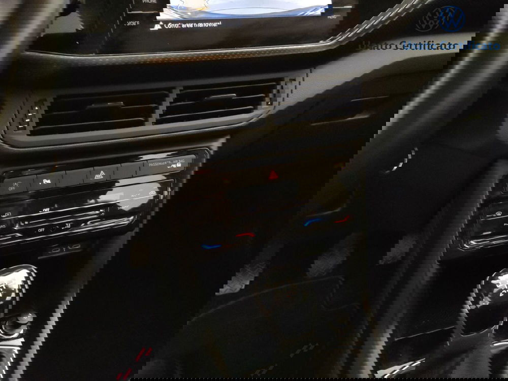 Volkswagen T-Cross usata a Varese (13)