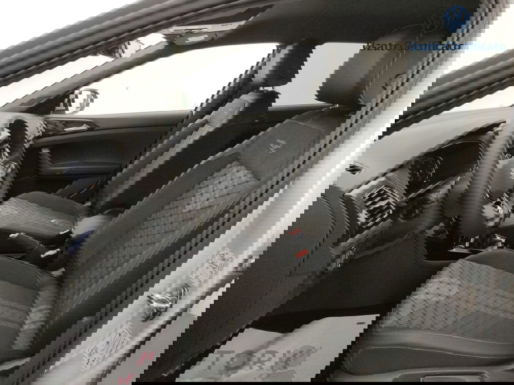 Volkswagen T-Cross nuova a Varese (11)