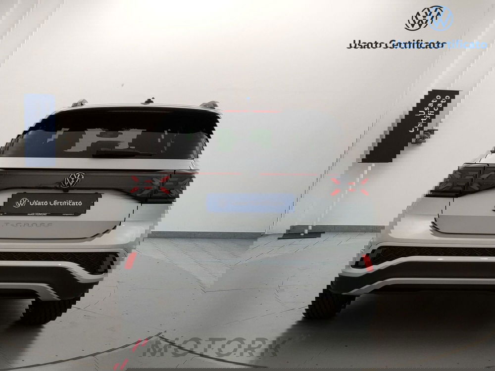 Volkswagen T-Cross nuova a Varese (5)