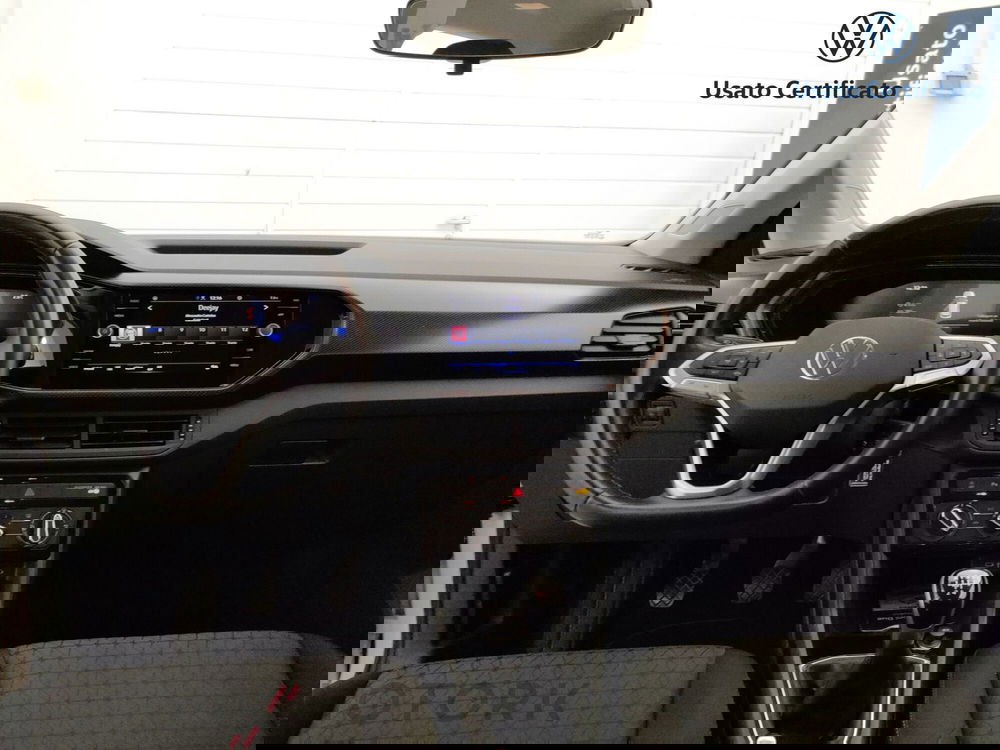 Volkswagen T-Cross usata a Varese (12)