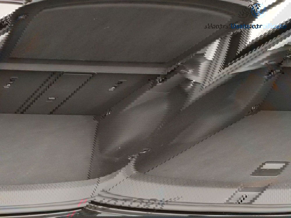 Volkswagen T-Roc usata a Varese (10)